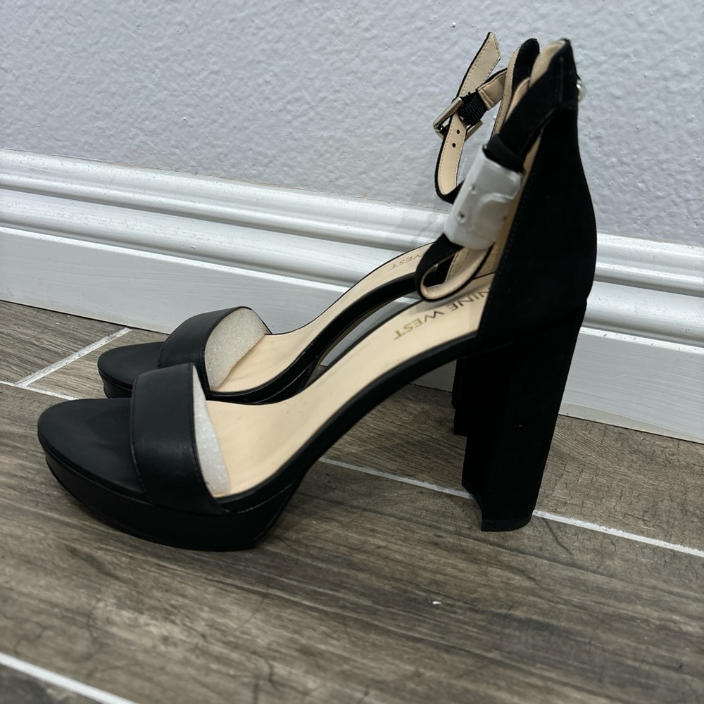 Nine West black high heels - Picture 2 of 8
